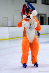 Furries on Ice 2017: Ozzi Foxy