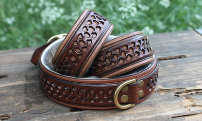 Brown Filigree Collar & Cuffs Set