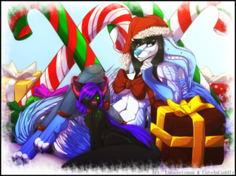 COM. Collab. ChristmasGifts