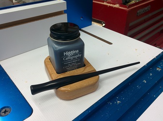 Ink Stand