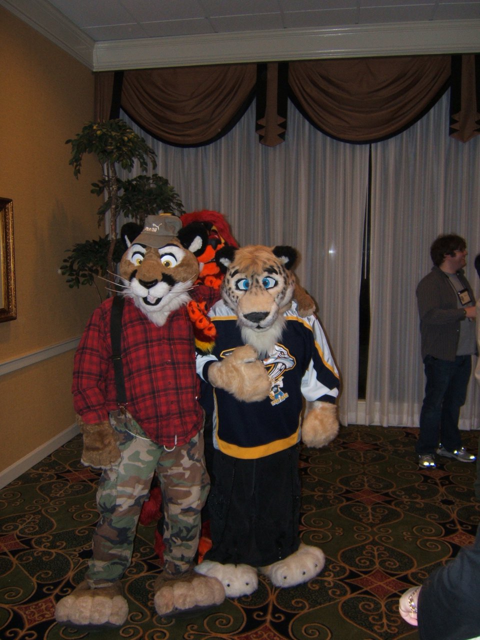 MFM2011 - Calamity Cougar and Fyre Fang