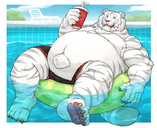 Summer Floatie Tiger Ralph