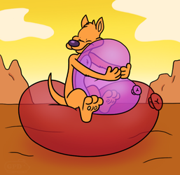 Dingo Balloon Hug