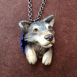 Grey Wolf Pop-Out Necklace