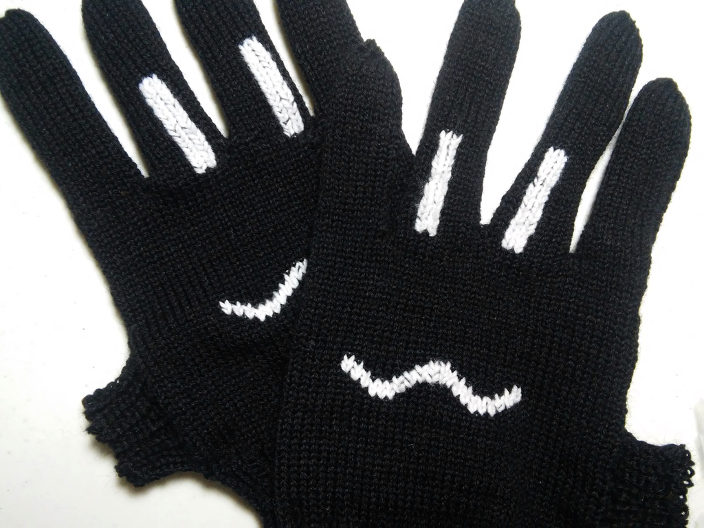 Knitted =3 gloves 
