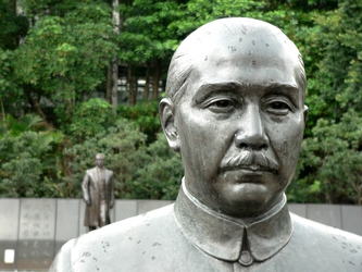 Dr Sun Yat Sen Sculpture